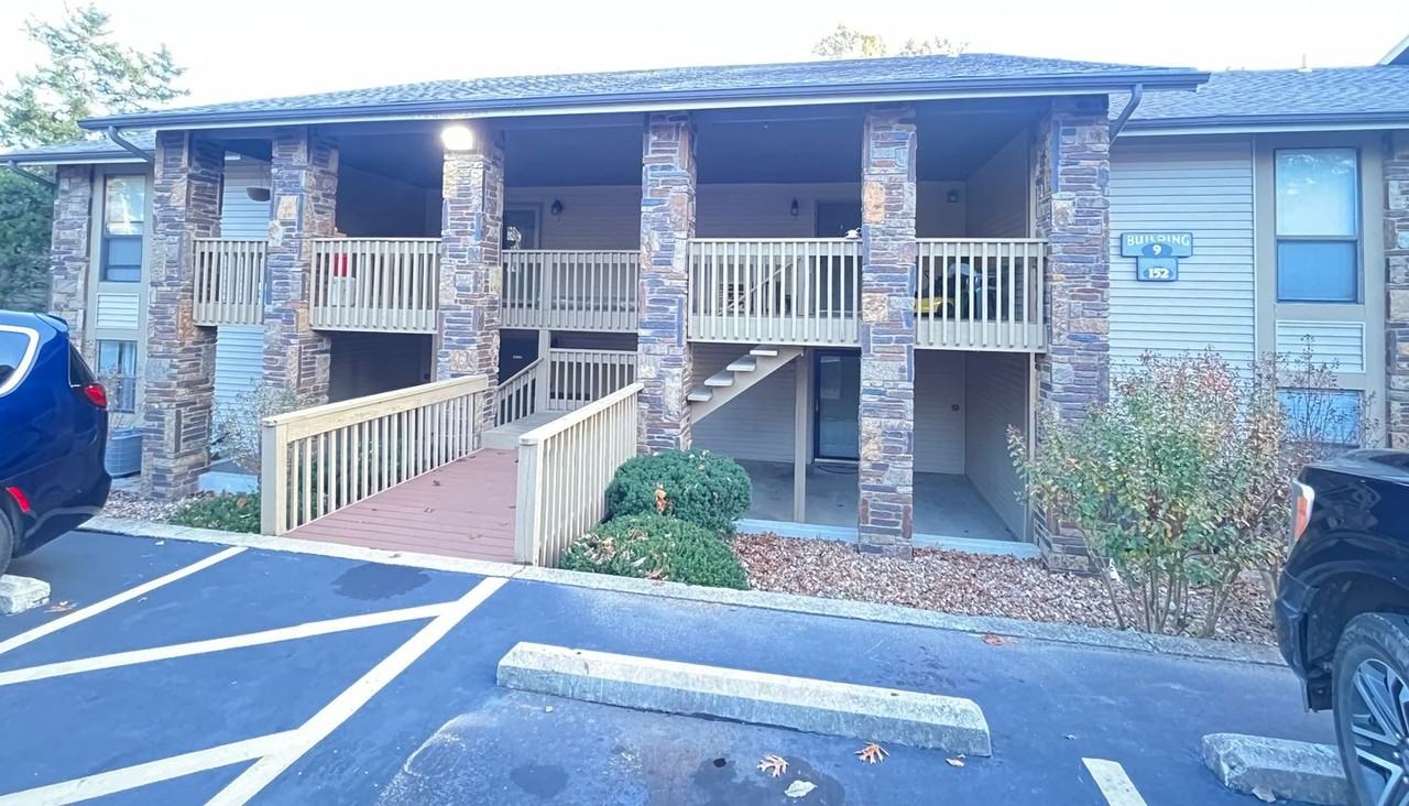 152 Turnberry Rd - Photo 2 of 23