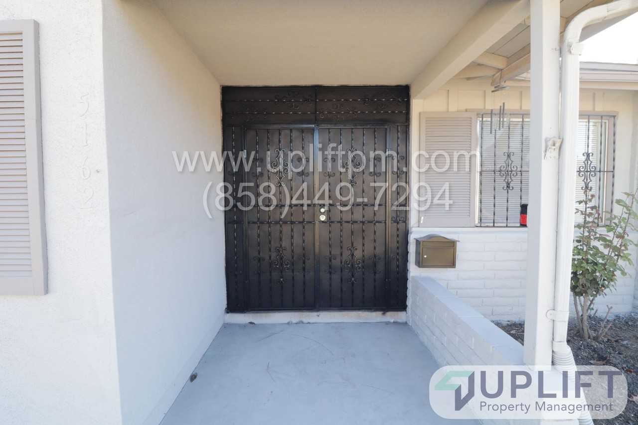 5162 Central Ave - Photo 2 of 30