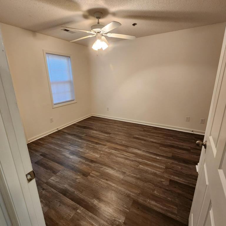 3024 Spring Creek Rd - Photo 7 of 11