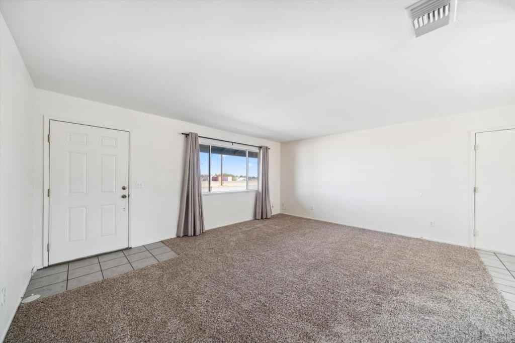 9018 E Avenue S8 - Photo 3 of 23