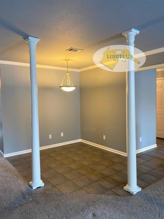 911 Linwood Dr #3 - Photo 5 of 26