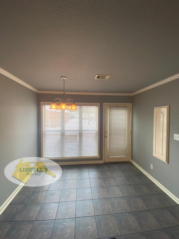 911 Linwood Dr #3 - Photo 7 of 26