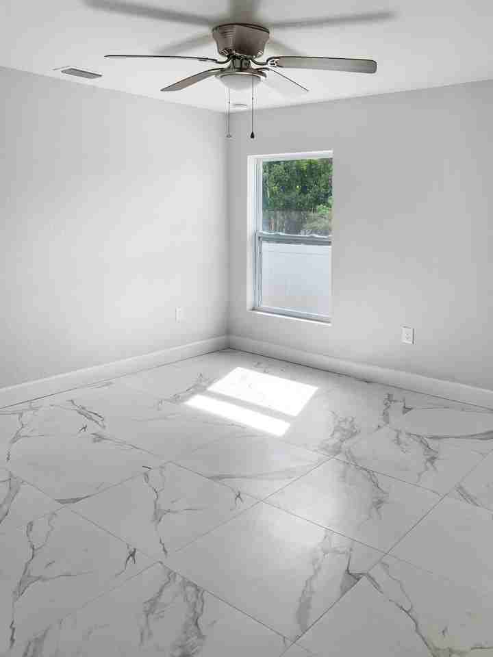 7418 Albany Rd - Photo 2 of 26