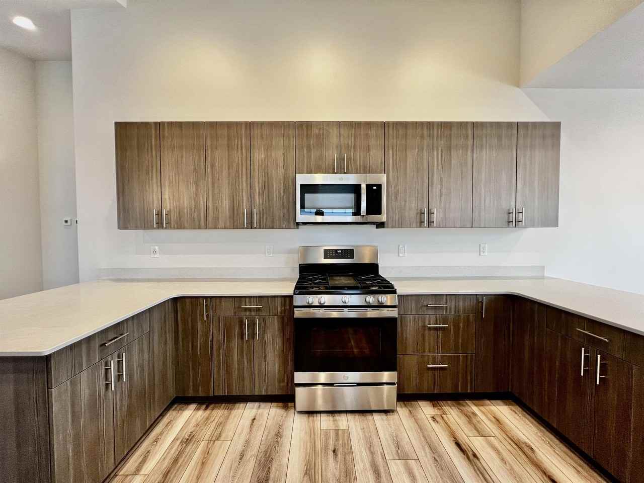 5526 Leiden Ln - Photo 7 of 37