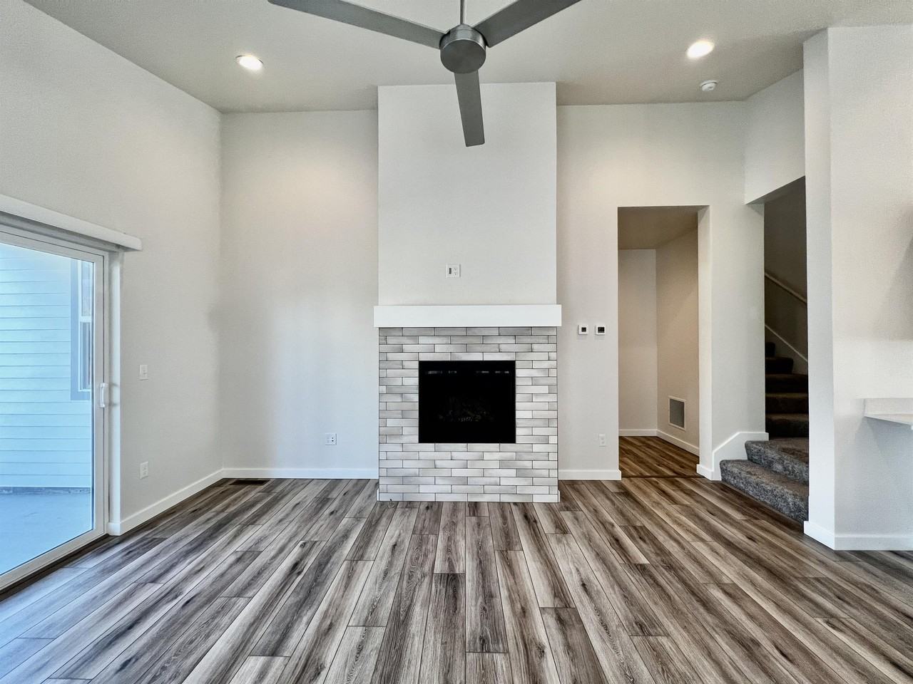 5526 Leiden Ln - Photo 3 of 37