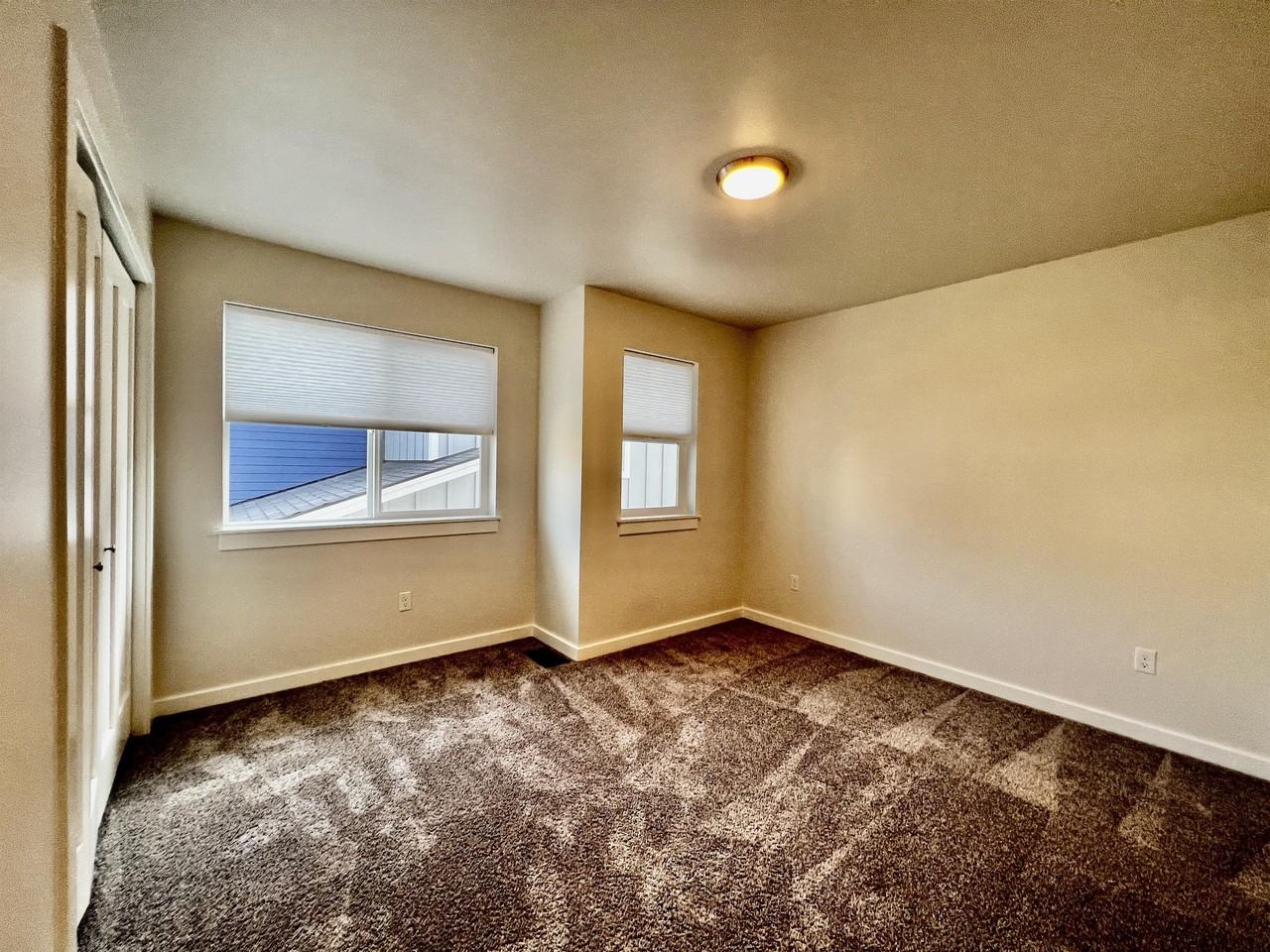 5526 Leiden Ln - Photo 5 of 37