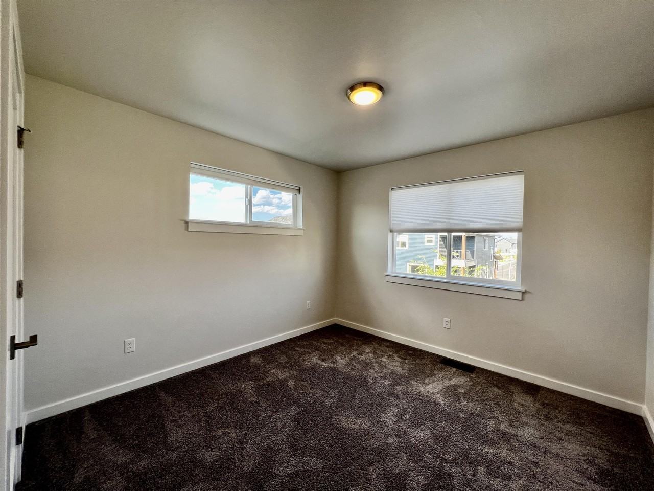 5526 Leiden Ln - Photo 7 of 37