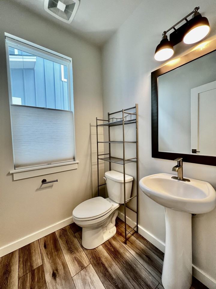 5526 Leiden Ln - Photo 2 of 37