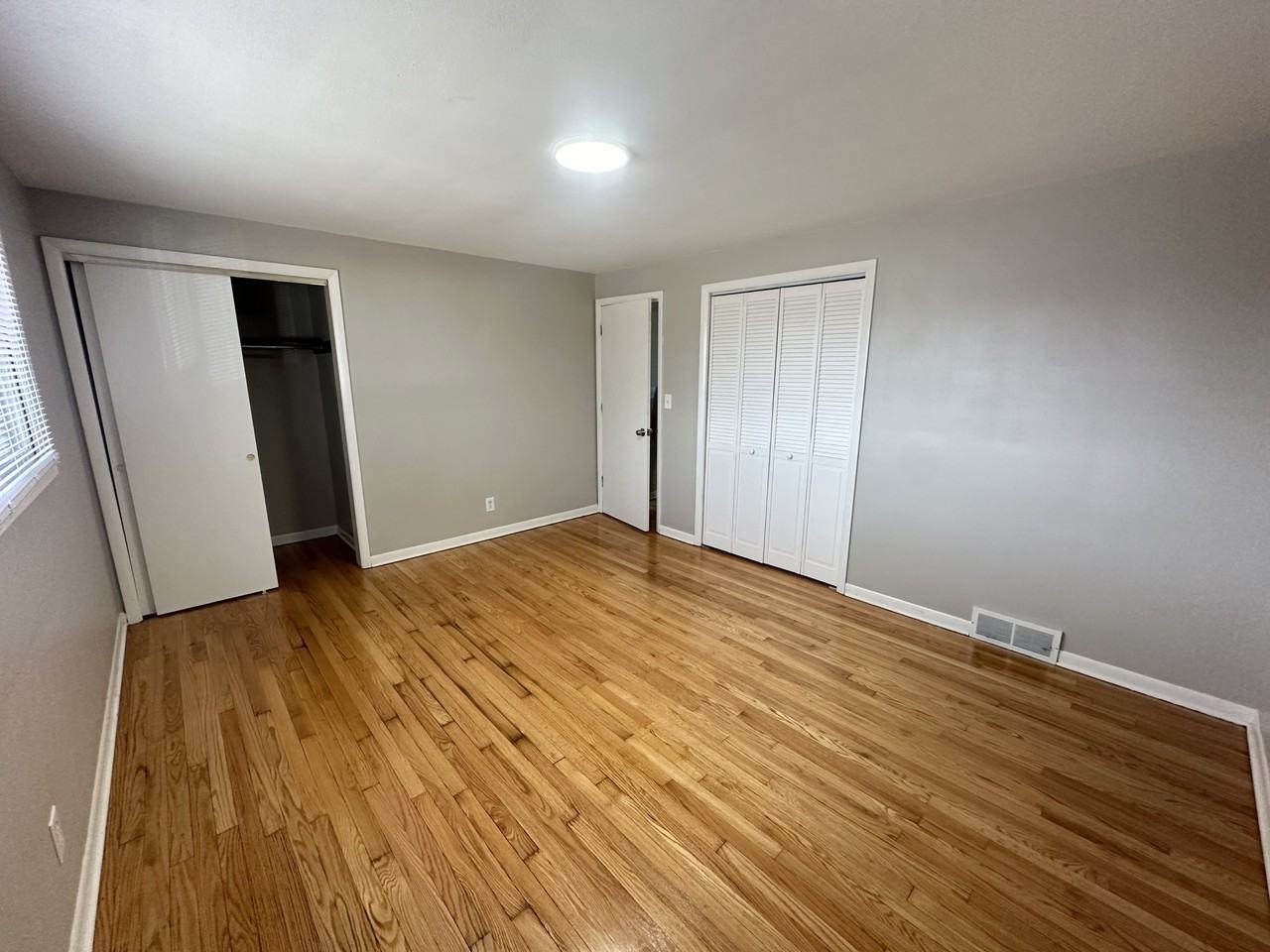 421 Hosmer St #1 - Photo 5 of 12