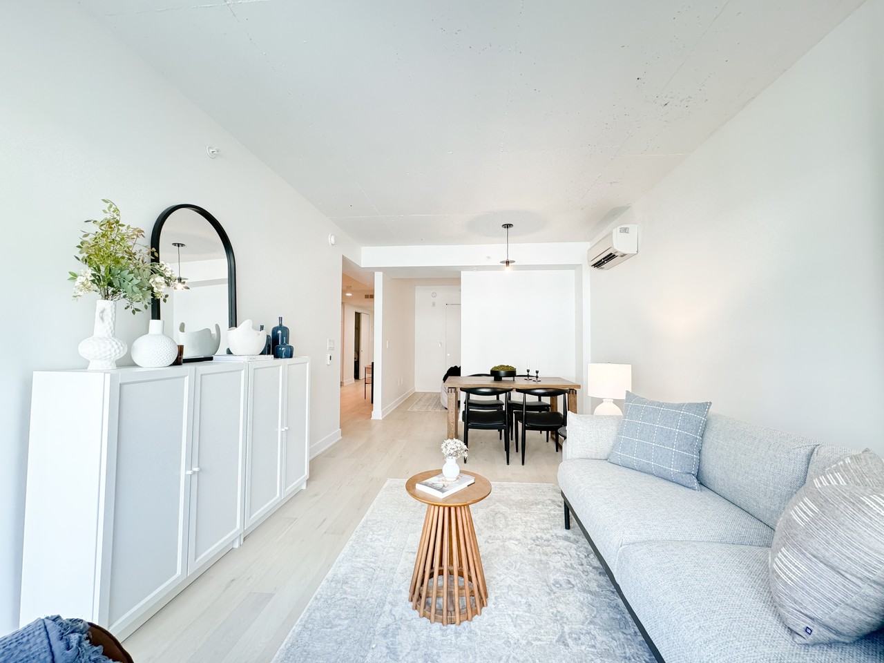 1250 Rue Mackay - Photo 3 of 11