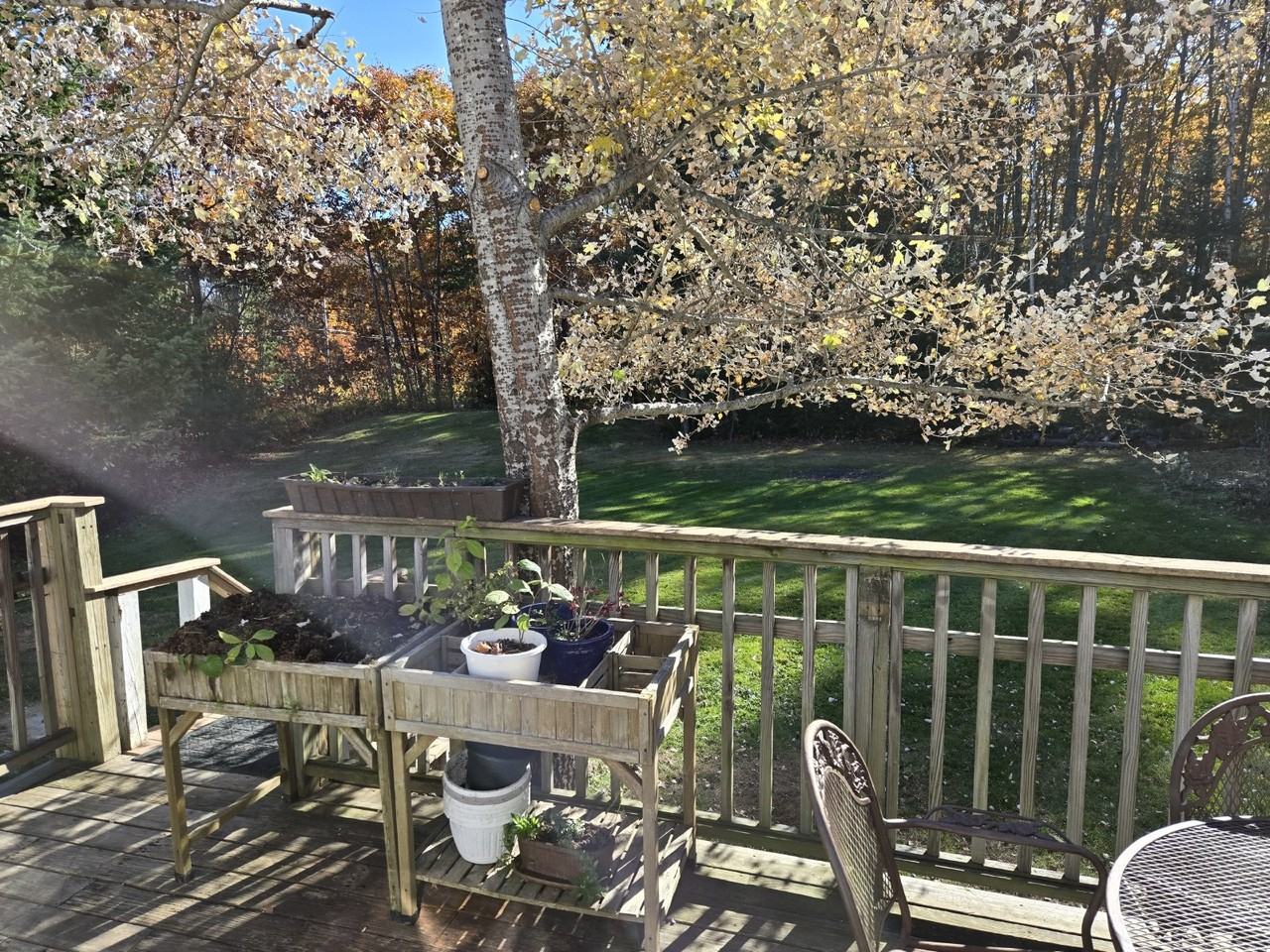 711 Old Post Rd - Photo 2 of 16