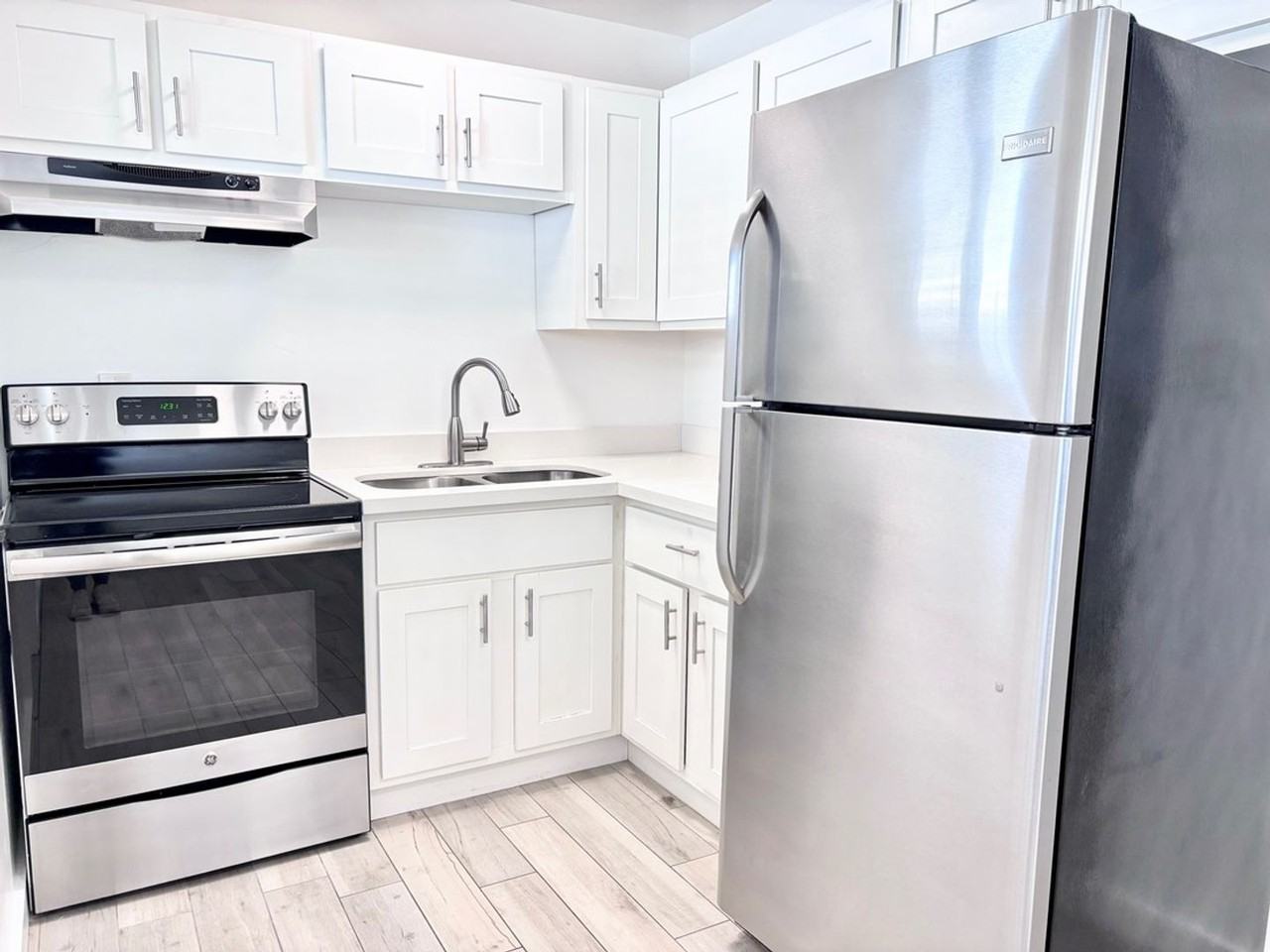 37 Arcadia - Photo 2 of 22