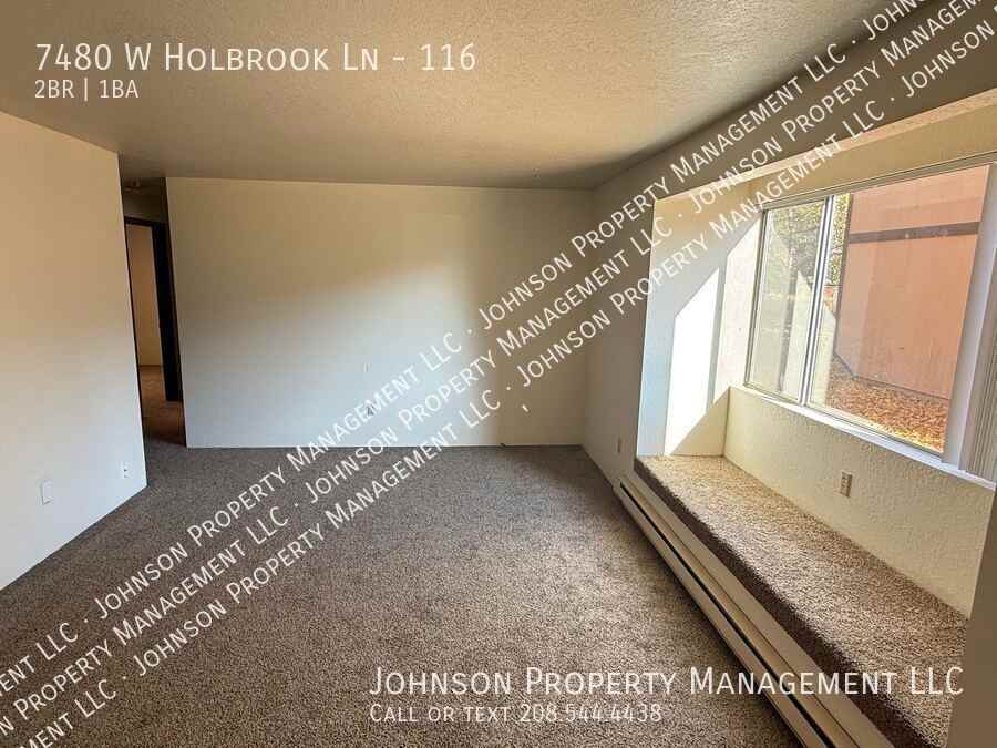7480 W Holbrook Ln #116 - Photo 6 of 13