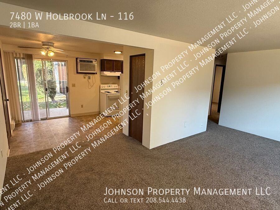 7480 W Holbrook Ln #116 - Photo 7 of 13