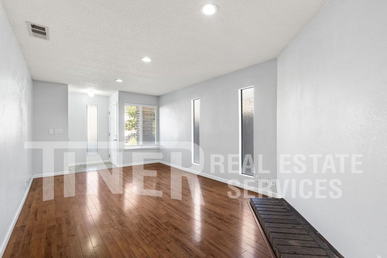 5934 Bourbon Dr - Photo 2 of 21