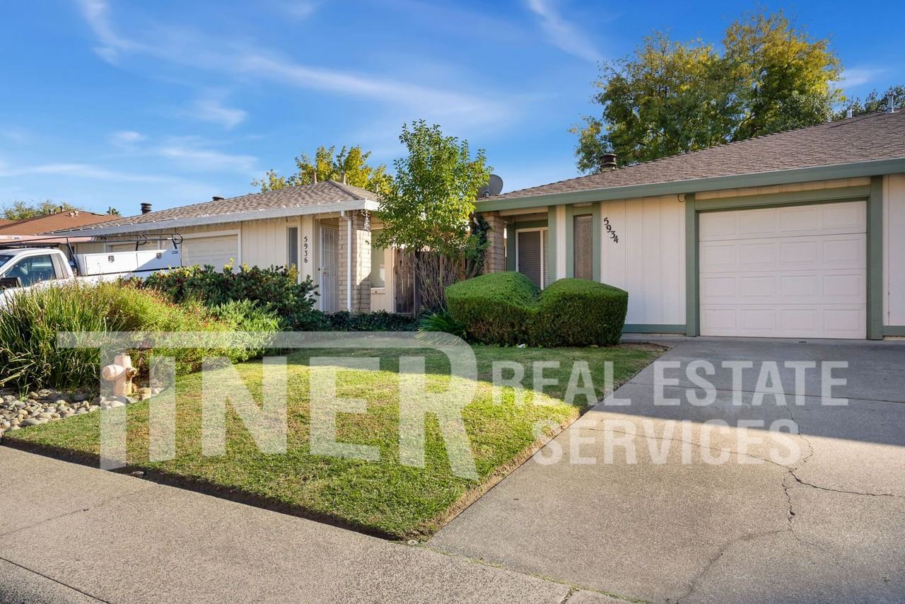 5934 Bourbon Dr - Photo 5 of 21