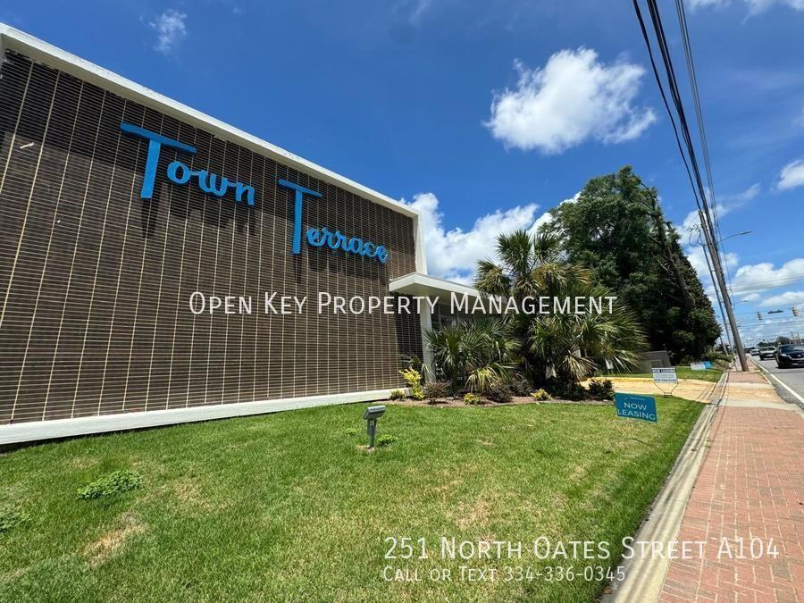 251 North Oates Street - Photo 2 of 12