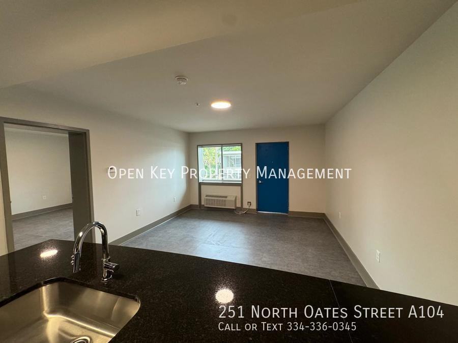 251 North Oates Street - Photo 6 of 12