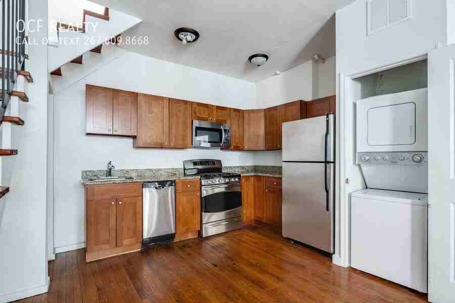 1734 Rodman St #REAR - Photo 3 of 11