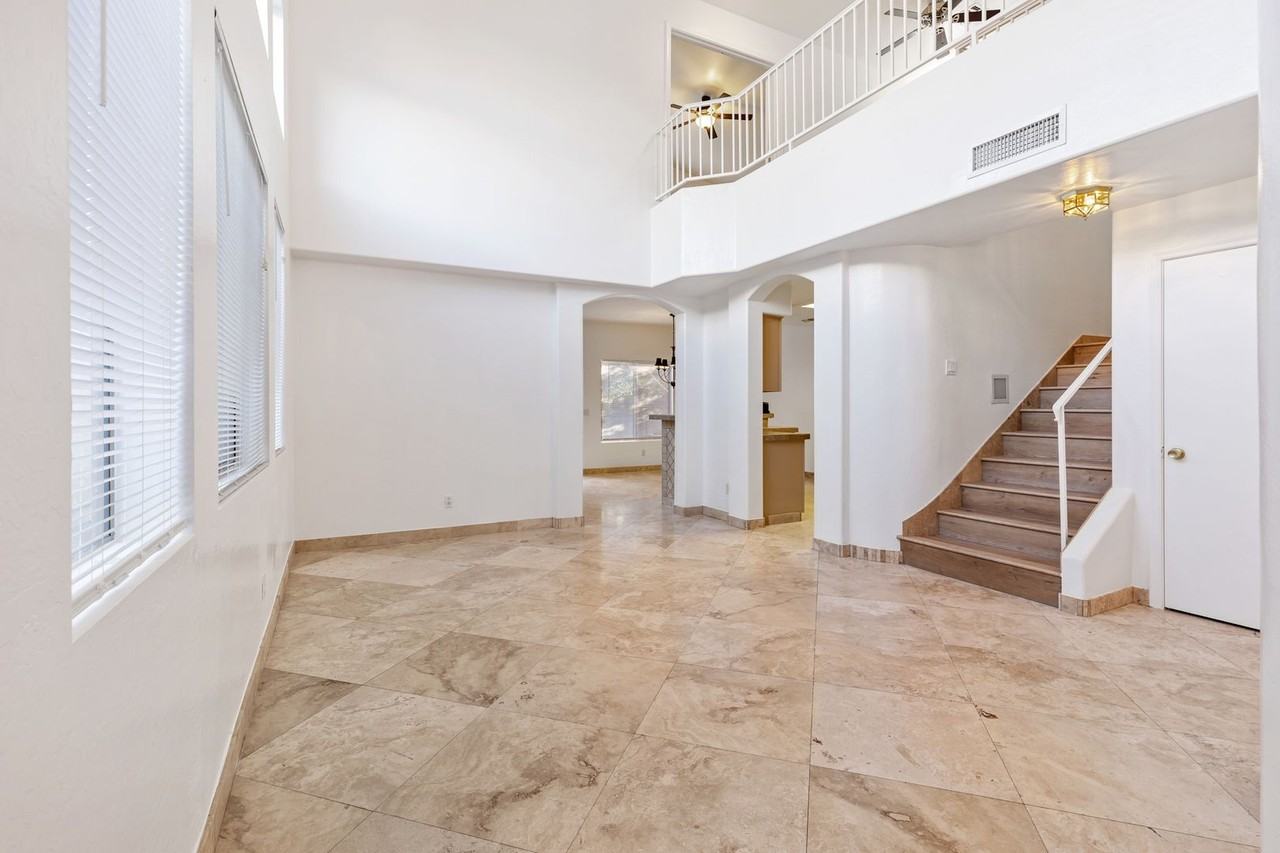 7223 E Kramer St - Photo 3 of 39