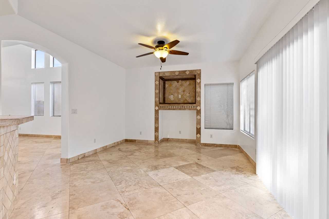 7223 E Kramer St - Photo 7 of 39