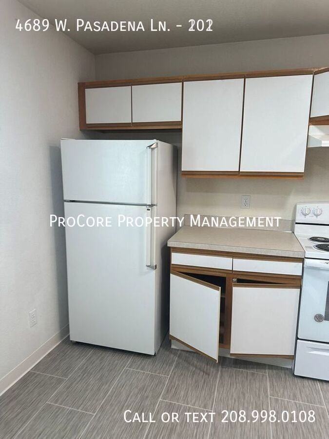 4689 W Pasadena Ln #101 - Photo 3 of 32