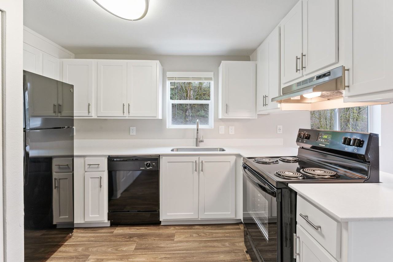 307 Stone Creek Apartments - 307 #307 - Photo 5 of 20