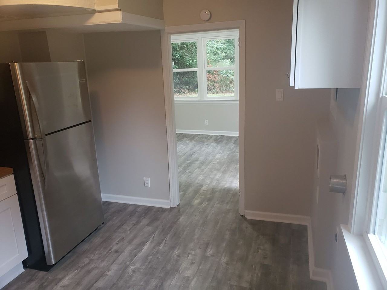 7 Country Squire Ct - Photo 6 of 12