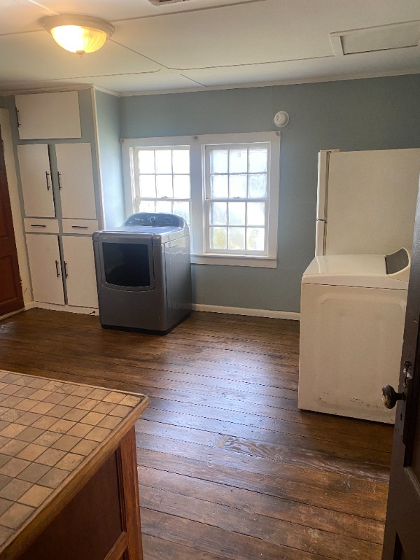 125 Johnson Aly - Photo 3 of 6