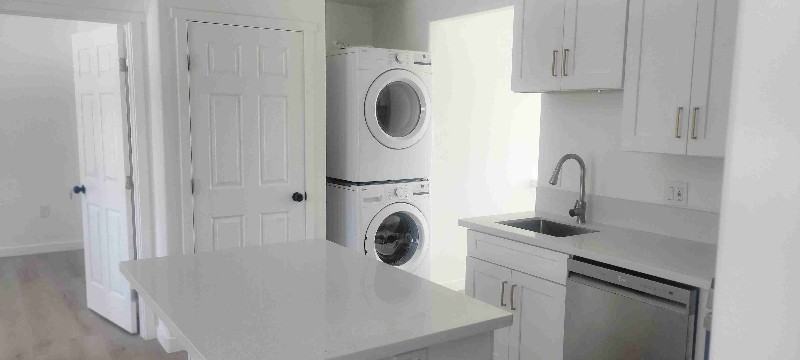 8820 Noeline Ave - Photo 6 of 27