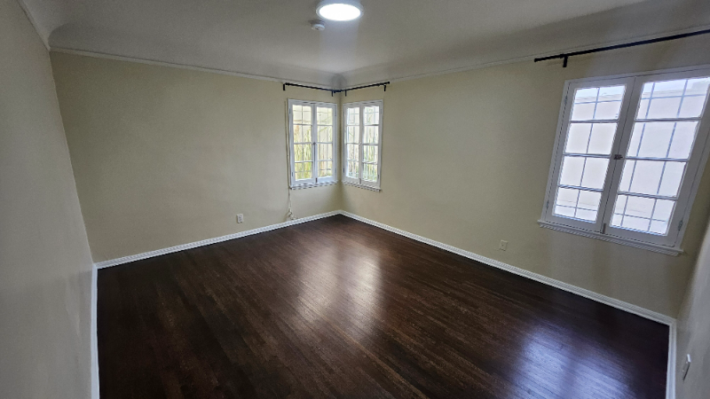 122 N Gale Dr #B - Photo 3 of 20