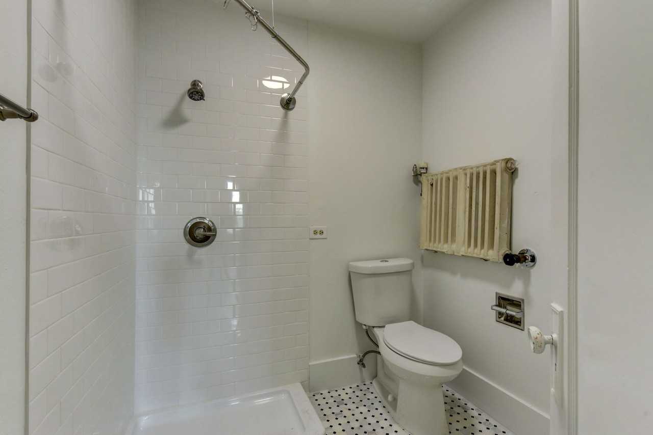 1110-1116 13th Street - Photo 4 of 37