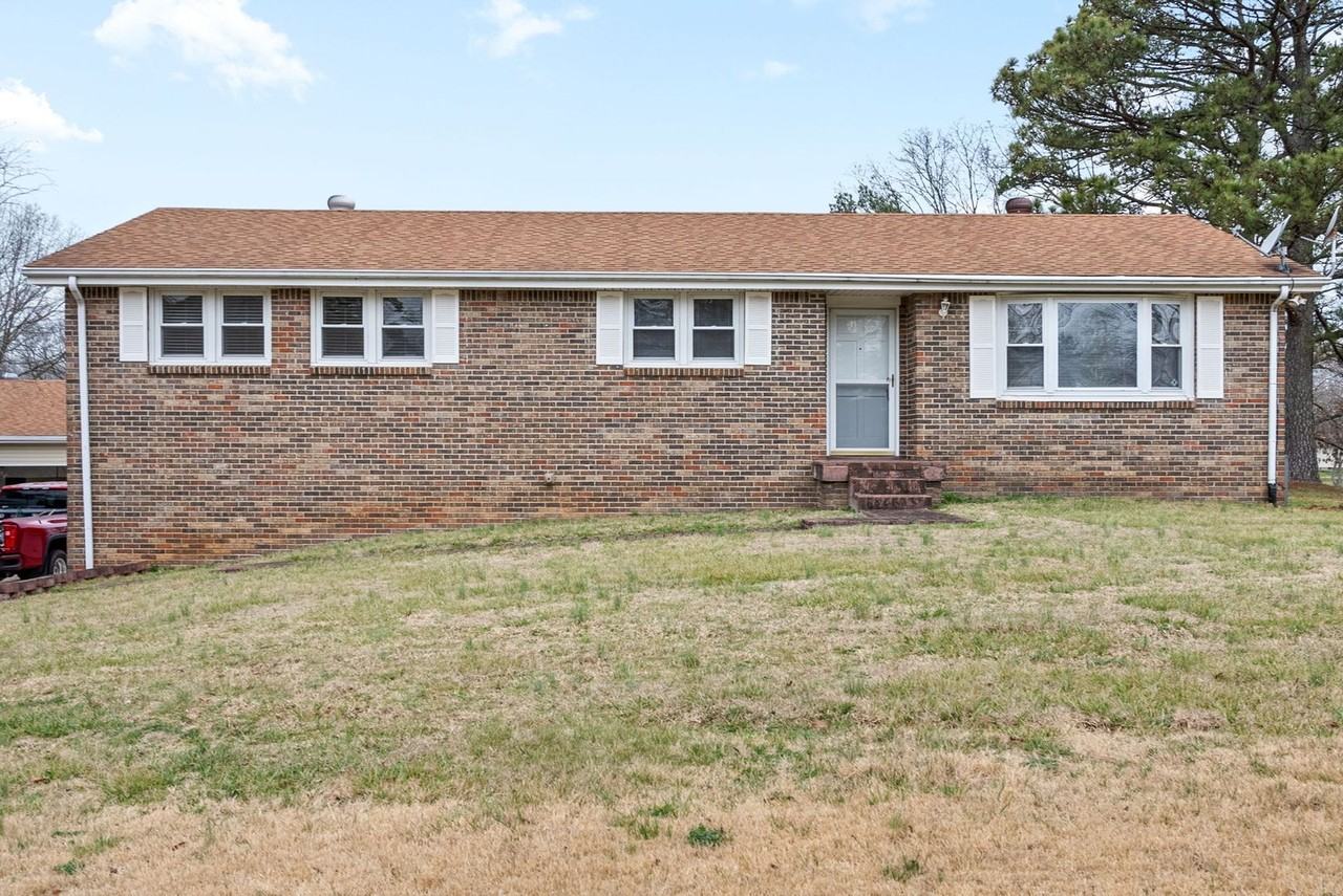 1556 N Liberty Church Rd - Photo 3 of 30