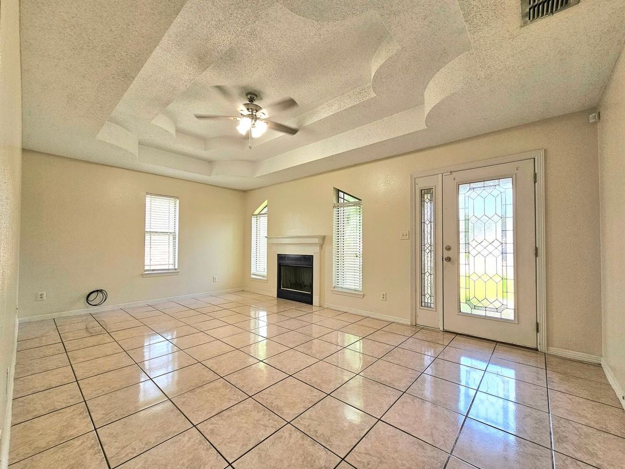 1309 Spur - Photo 2 of 25