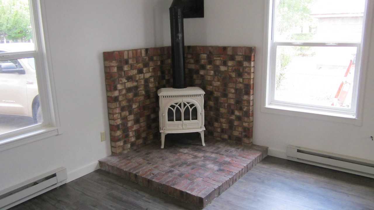 546 E Montezuma Ave - Photo 3 of 19