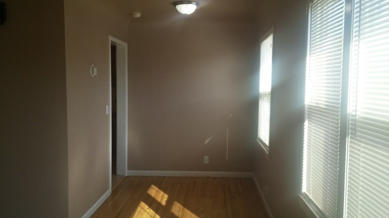 3475 Mayfair Dr S - Photo 7 of 10