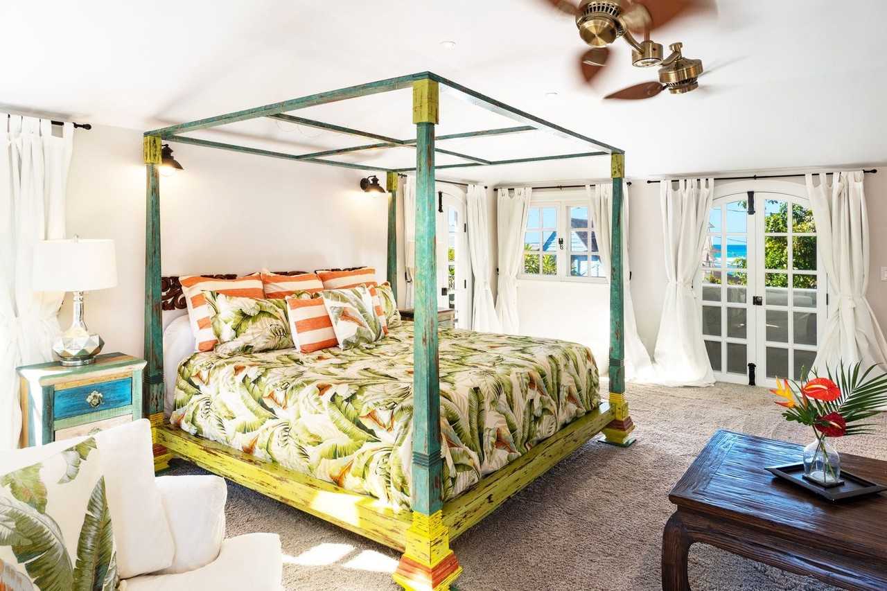 3022 Kalakaua Ave - Photo 3 of 34