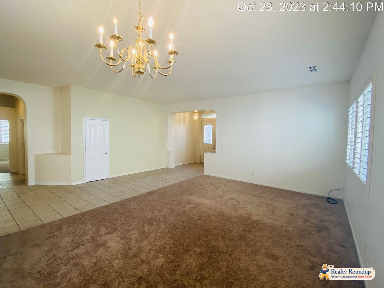 10150 Omeara Dr - Photo 7 of 30