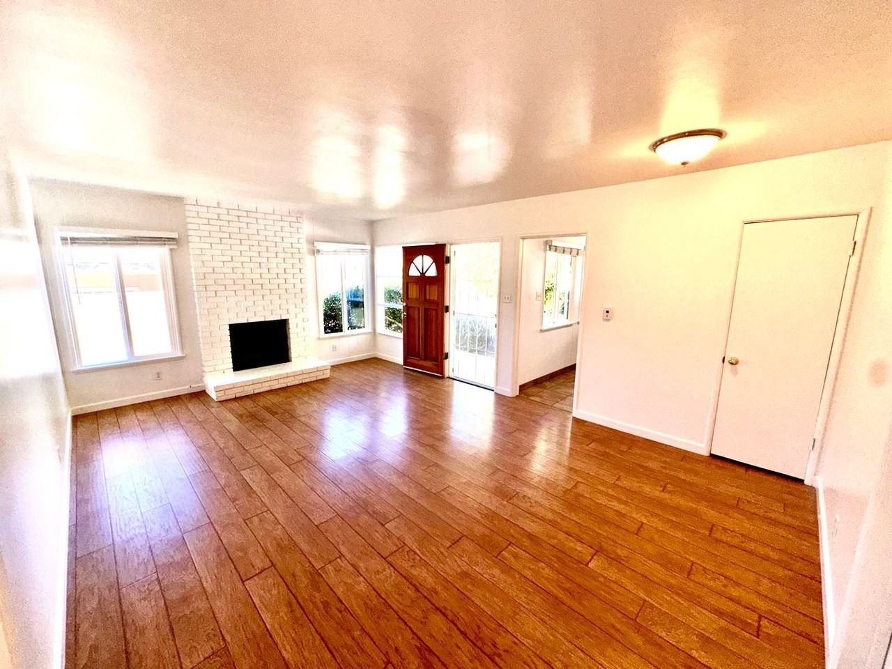 1030 Duncan Pl - Photo 2 of 13