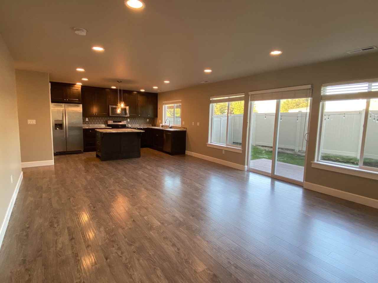 113 Vineyard Ln #A - Photo 3 of 21