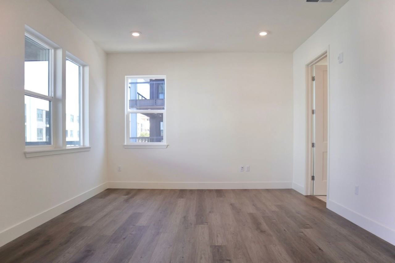 3468 Inspiration Way #301 - Photo 5 of 29