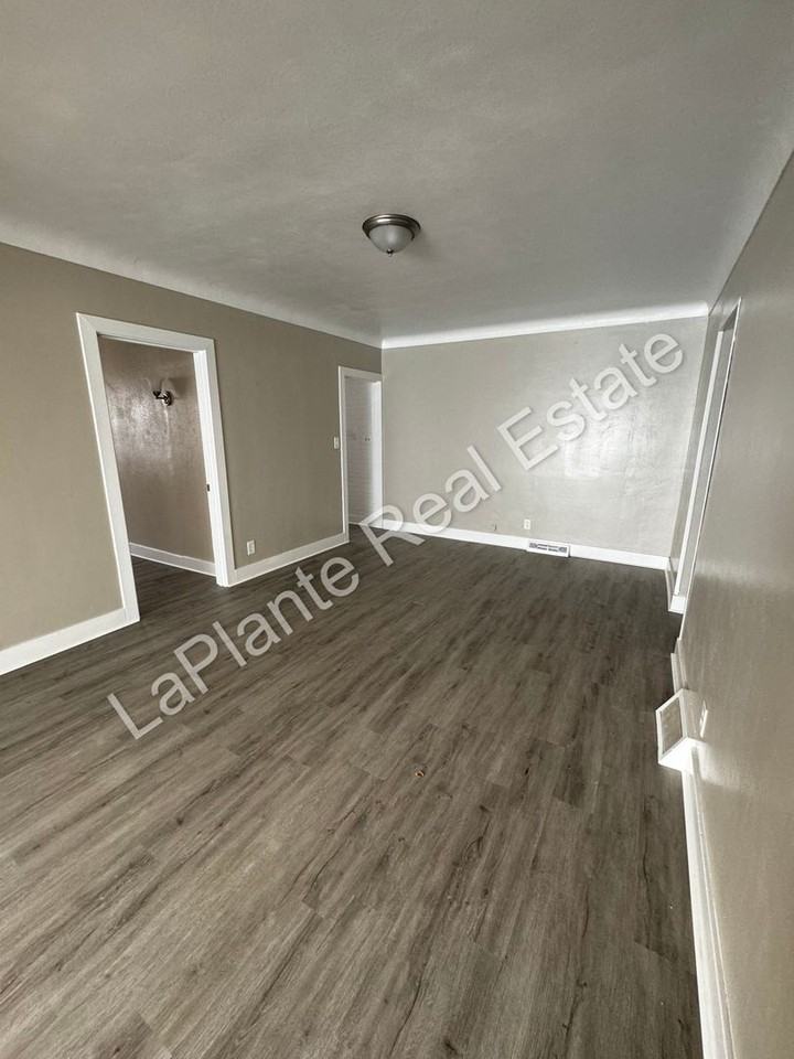 5344 Claxton St - Photo 3 of 8