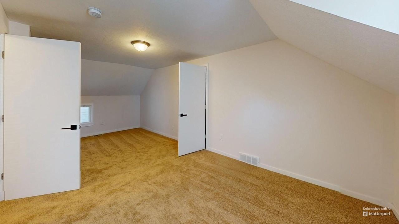 3846 Marvin Ave - Photo 7 of 50