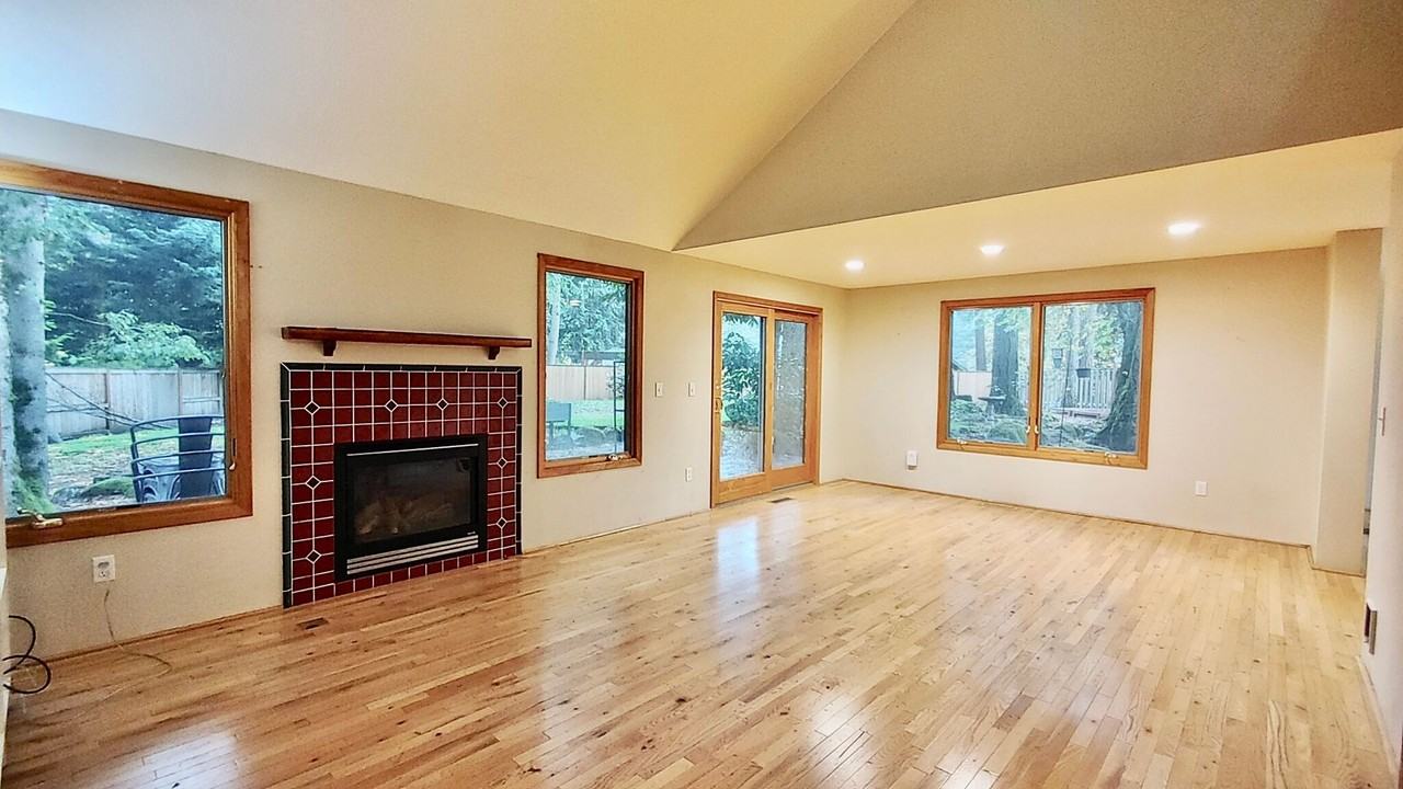 17297 Bryant Rd - Photo 3 of 39