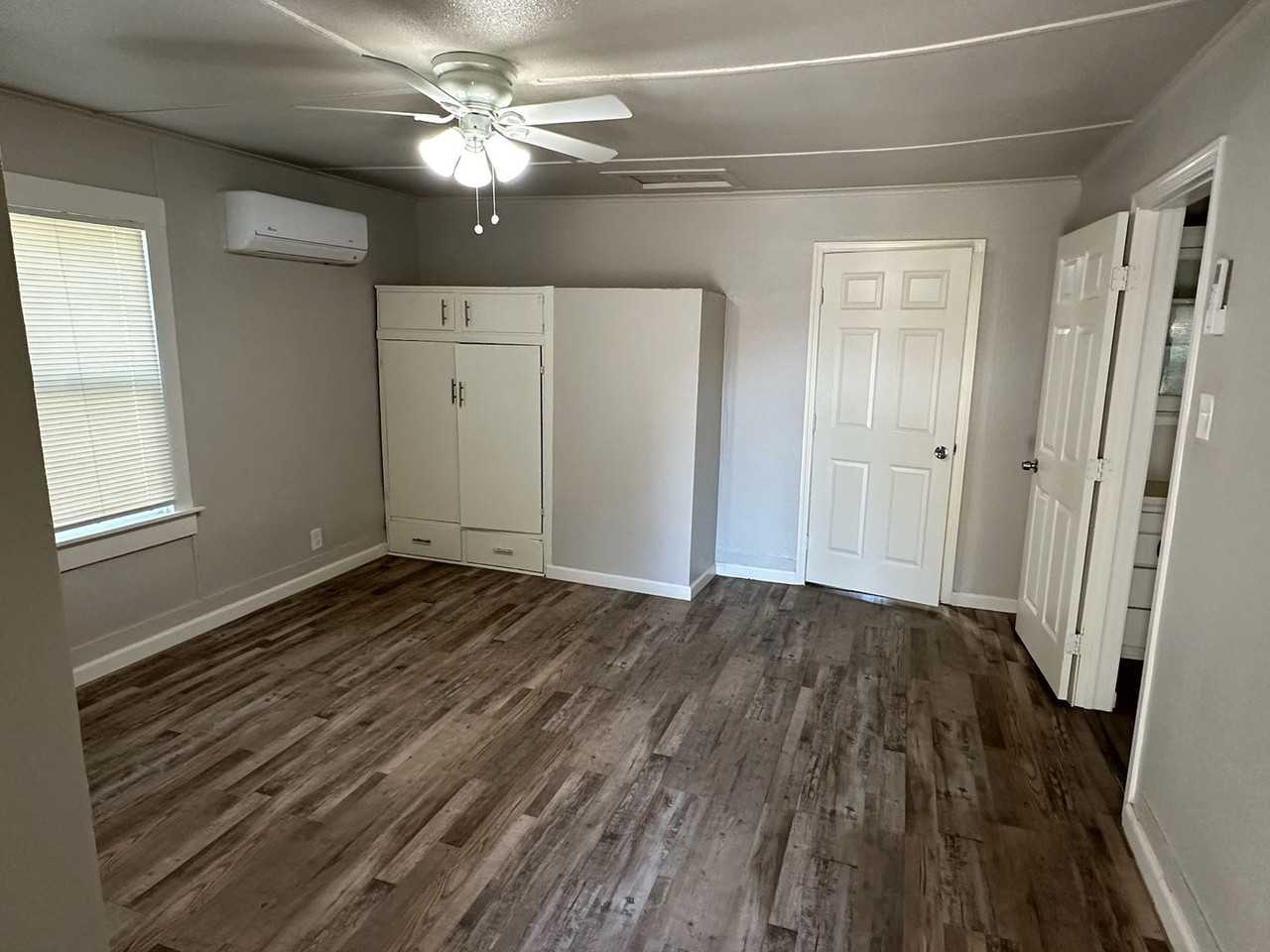 216 N N St - Photo 7 of 15