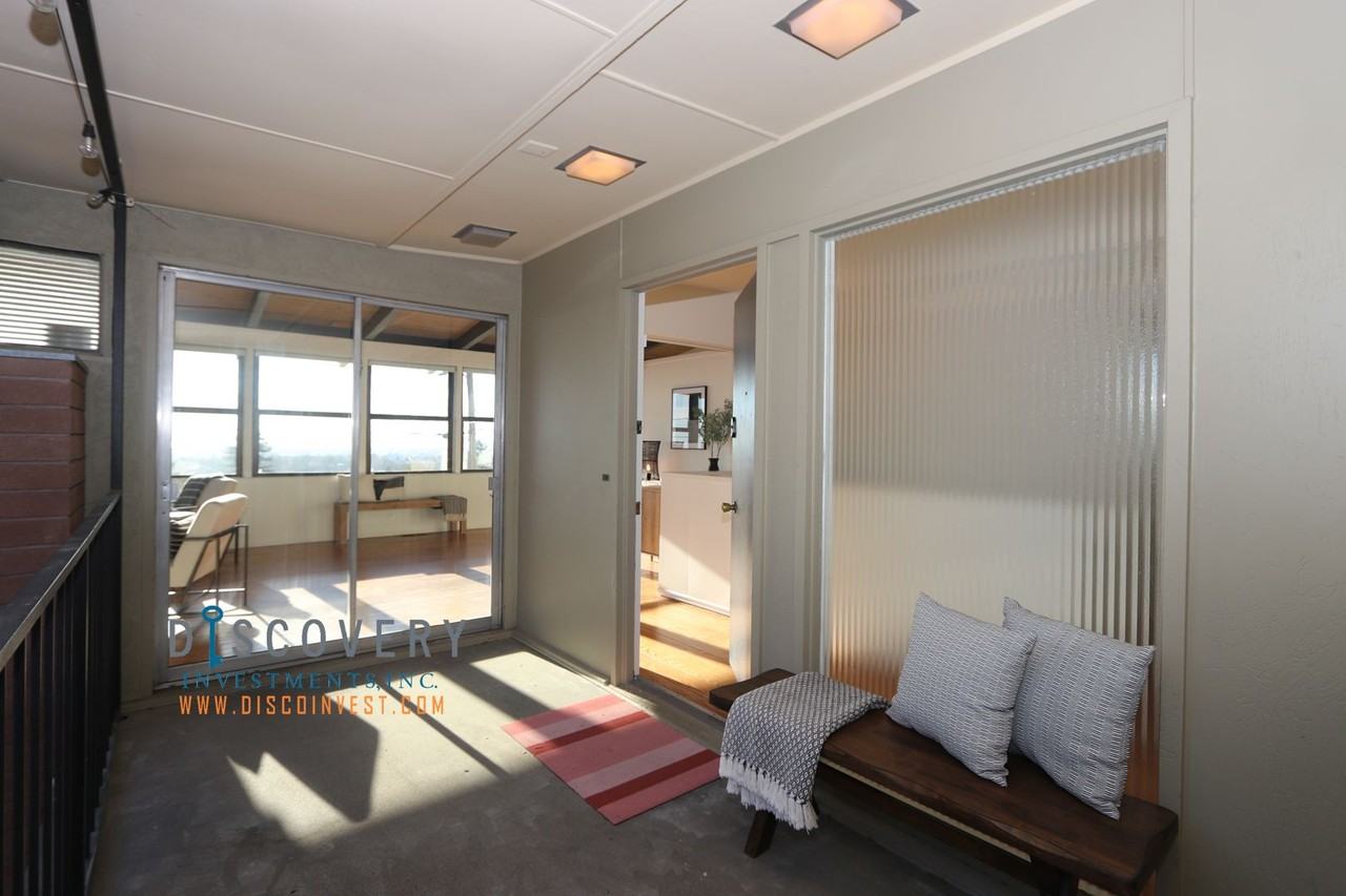 2818 Frye St - Photo 2 of 34