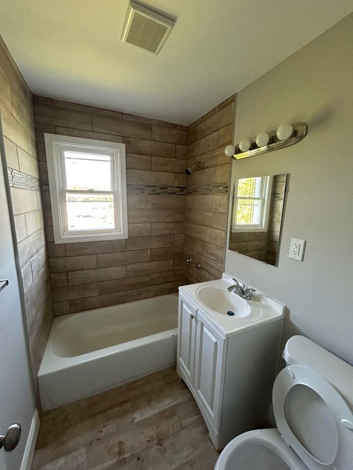 Fresh & ready 3 bedroom apartment in Damascus - Photo 2 of 5