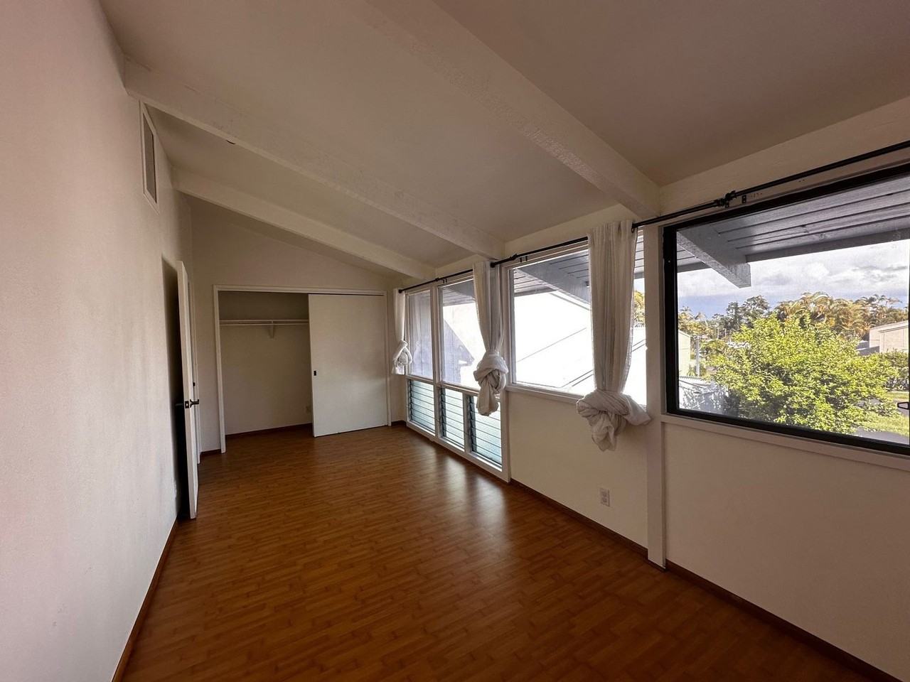 918 Kumukoa St #B303 - Photo 6 of 14