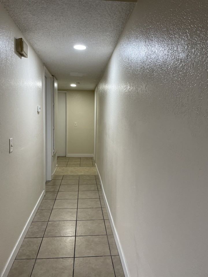 1126 W Ralston St #A - Photo 7 of 16