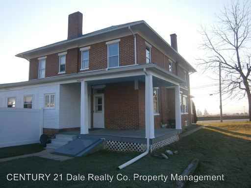 513 E Market St - Photo 3 of 12